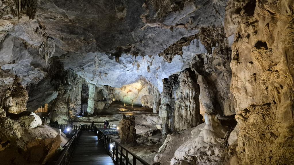 202 Paradise Cave