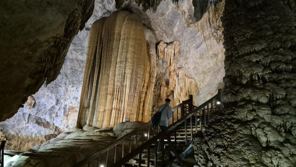 204 Paradise Cave