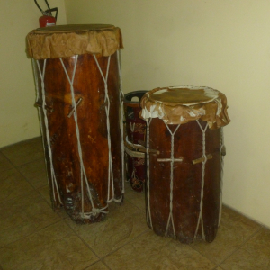 298-Grosse Holztrommeln