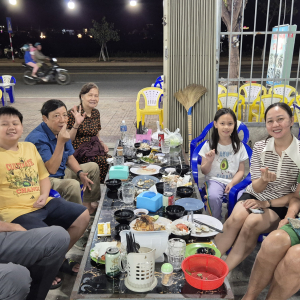 078-Wiedersehen-mit-Einheimischen